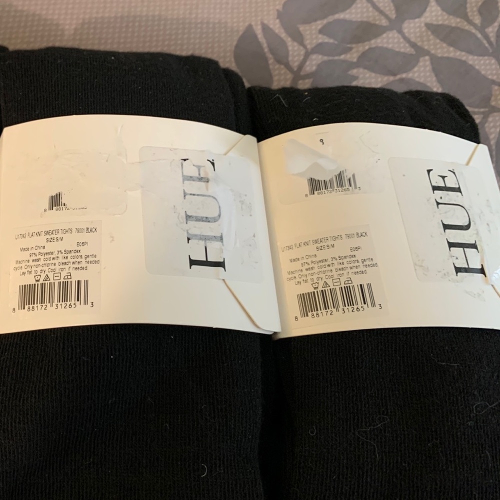✨HP✨ 2 PAIRS  Hue Flat Knit Sweater Tights bundle - Picture 7 of 7